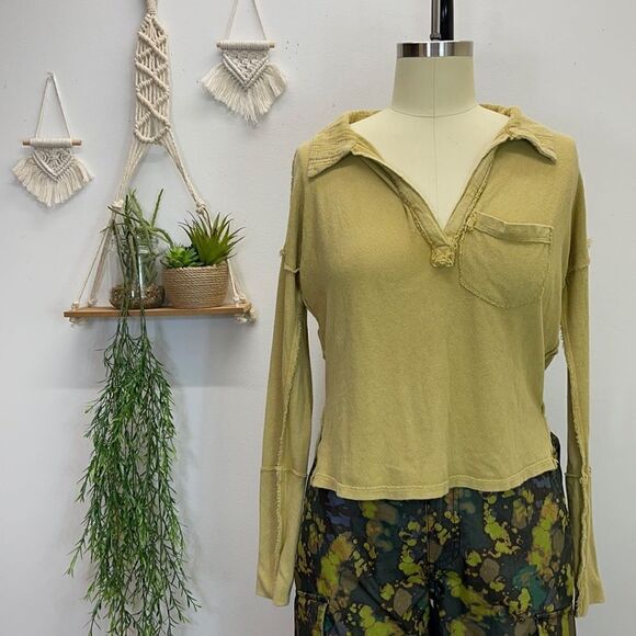 Free People L/S Mustard Top Collared V-Neck Cuffs - Picture 2 of 16